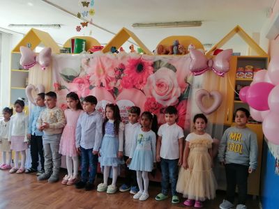 ЧЕСТИТ ПРАЗНИК МИЛА МАМО - ЧЕТВЪРТА ВЪЗРАСТОВА ГРУПА 2